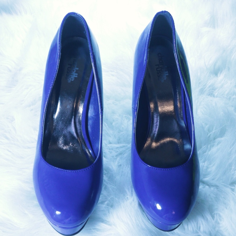 ❗️SOLD❗️Charlotte Russ blue High heels size 8